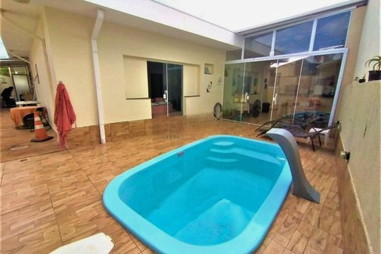 Piscina de casa para alugar com 3 quartos, 272m² em Jardim Chapadão, Campinas