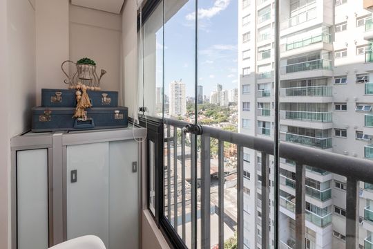 Varanda de kitnet/studio para alugar com 1 quarto, 23m² em Vila Cordeiro, São Paulo
