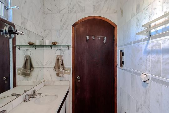 Banheiro da Suíte de casa à venda com 4 quartos, 150m² em Jardim da Gloria, São Paulo