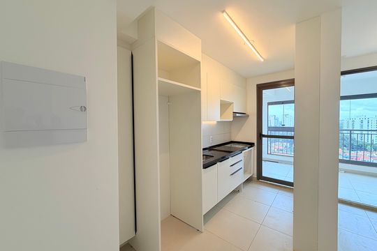 Cozinha de apartamento para alugar com 2 quartos, 58m² em Chácara Santo Antônio (zona Sul), São Paulo