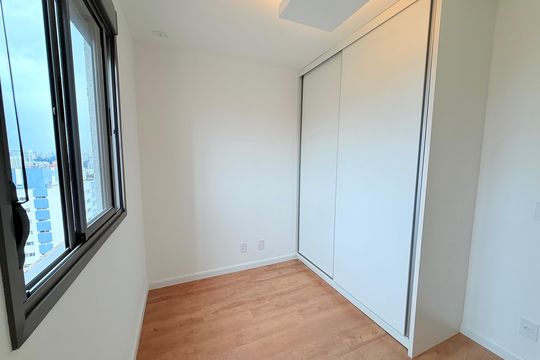 Quarto 1 de apartamento para alugar com 2 quartos, 58m² em Chácara Santo Antônio (zona Sul), São Paulo