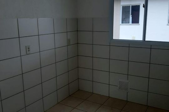 Cozinha de apartamento à venda com 2 quartos, 47m² em Nacional, Contagem