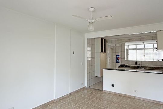 Apartamento para alugar com 2 quartos, 65m² em José Menino, Santos