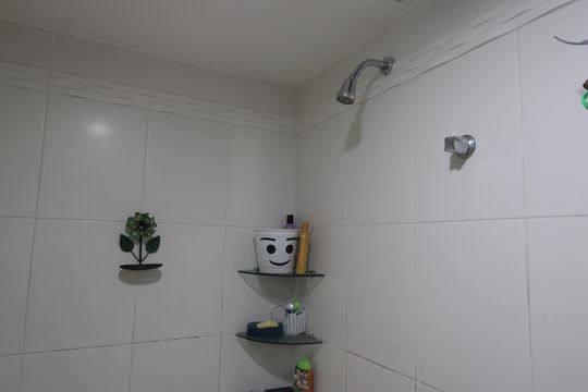 Banheiro da suíte de apartamento à venda com 3 quartos, 106m² em Barra da Tijuca, Rio de Janeiro