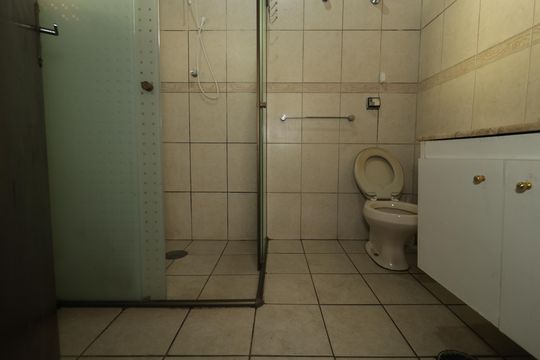 Banheiro de casa para alugar com 2 quartos, 150m² em Vila Mariana, São Paulo