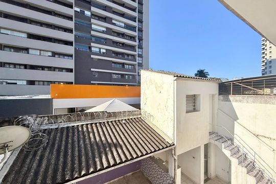 Vista Quarto 2 de casa para alugar com 4 quartos, 173m² em Jardim das Acacias, São Paulo