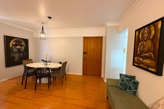 Sala de apartamento para alugar com 2 quartos, 72m² em Moinhos de Vento, Porto Alegre