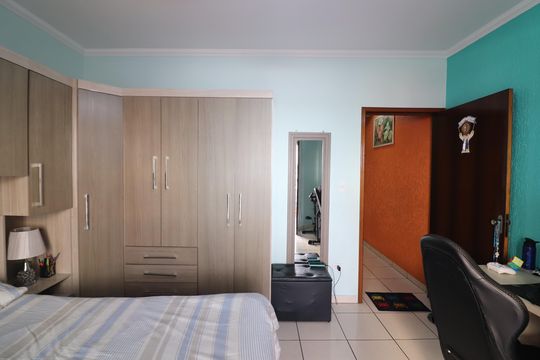 Quarto 1 de casa à venda com 3 quartos, 120m² em Vila Carminha, São Bernardo do Campo