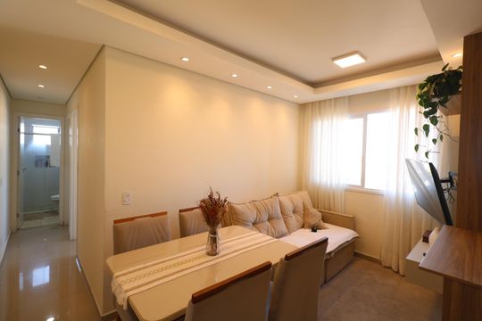 Apartamento à venda com 2 quartos, 45m² em Campanário, Diadema