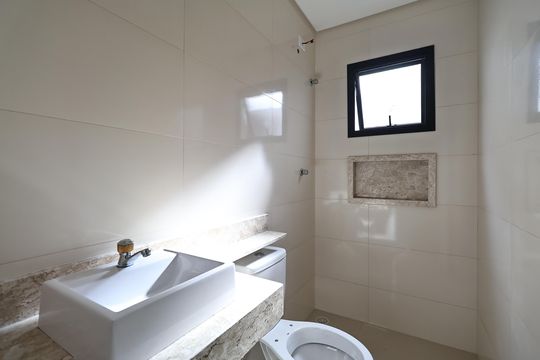 Banheiro de apartamento à venda com 3 quartos, 136m² em Paraíso, Santo André