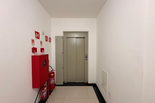 Hall de entrada elevador  de apartamento à venda com 3 quartos, 136m² em Paraíso, Santo André