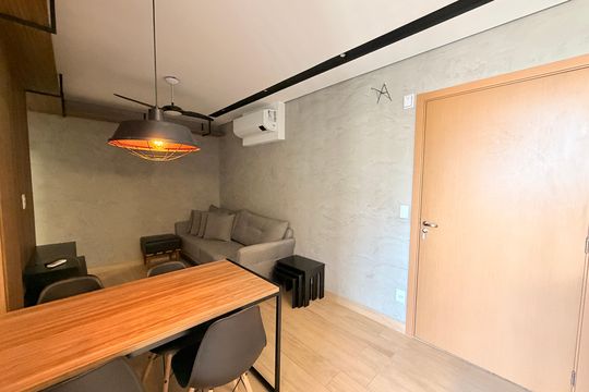 Sala de apartamento à venda com 2 quartos, 55m² em Jardim do Lago, Jundiaí