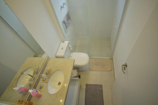 Banheiro da Suíte  de apartamento à venda com 2 quartos, 78m² em Baeta Neves, São Bernardo do Campo
