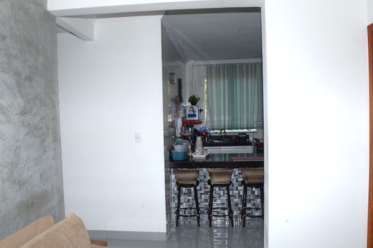 Sala de apartamento à venda com 3 quartos, 70m² em Jardim Vitoria, Belo Horizonte