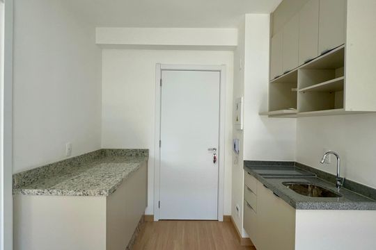 Cozinha de kitnet/studio para alugar com 1 quarto, 25m² em Pinheiros, São Paulo