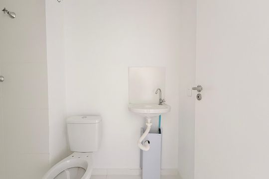 Banheiro  de kitnet/studio à venda com 1 quarto, 24m² em Itaim Bibi, São Paulo