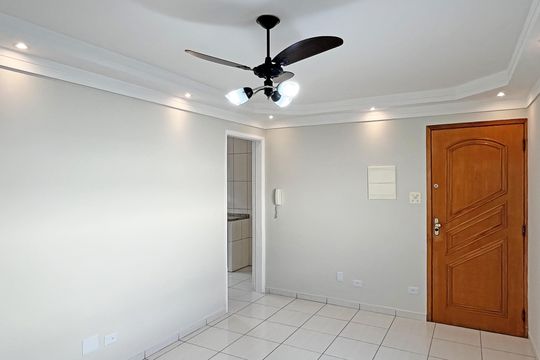 Sala de apartamento para alugar com 3 quartos, 62m² em Aparecida, Santos