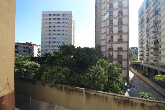 Sala - Vista de apartamento para alugar com 2 quartos, 92m² em Freguesia (jacarepaguá), Rio de Janeiro