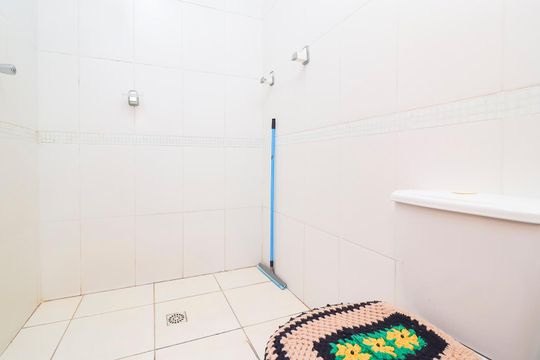 Banheiro da Suíte de casa à venda com 3 quartos, 150m² em Cidade Antônio Estêvão de Carvalho, São Paulo
