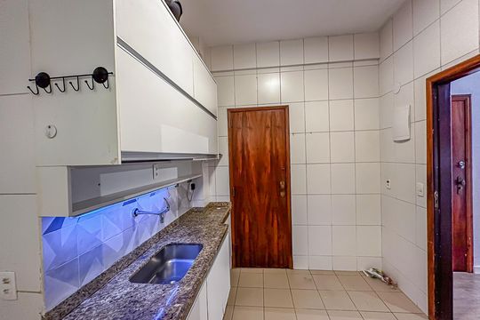 Apartamento à venda com 2 quartos, 80m² em Laranjeiras, Rio de Janeiro