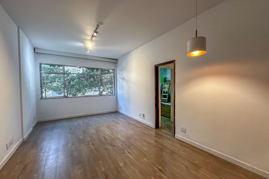 Apartamento à venda com 2 quartos, 80m² em Laranjeiras, Rio de Janeiro