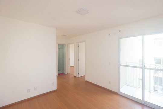 Sala de apartamento à venda com 2 quartos, 42m² em Campo Grande, Rio de Janeiro