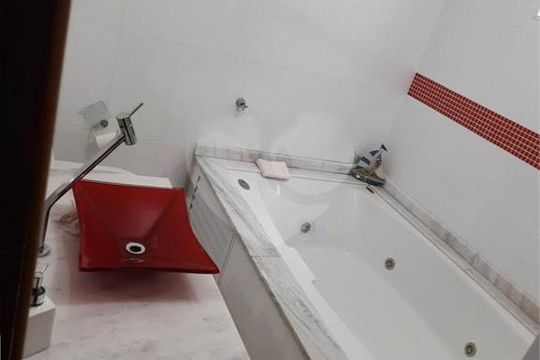 Casa à venda com 3 quartos, 257m² em Parque Terra Nova II, São Bernardo do Campo