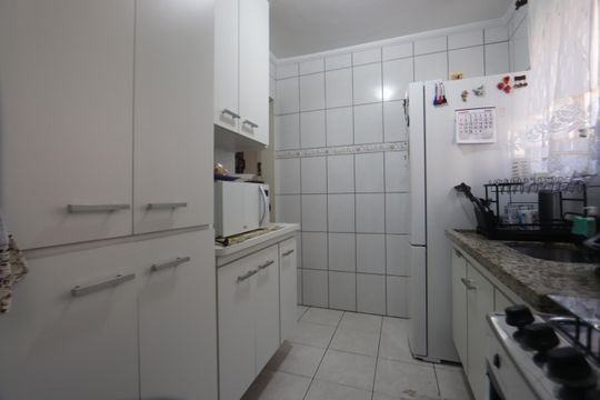Cozinha de apartamento à venda com 2 quartos, 57m² em Vila Industrial, São Paulo