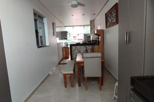 Apartamento à venda com 3 quartos, 150m² em Cabral, Contagem