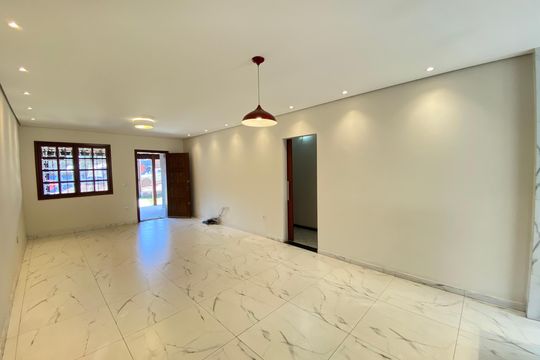 Casa à venda com 3 quartos, 236m² em Paquetá, Belo Horizonte