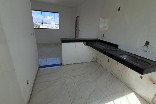 Apartamento à venda com 3 quartos, 80m² em Europa, Contagem