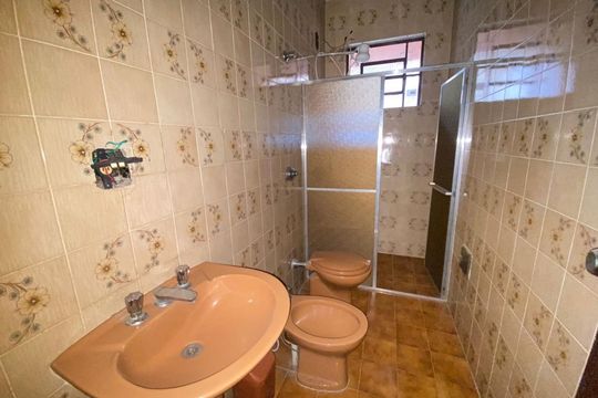 Casa à venda com 4 quartos, 160m² em Castelo, Belo Horizonte