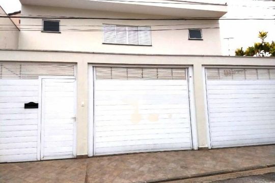 Casa à venda com 3 quartos, 300m² em Campo Belo, São Paulo