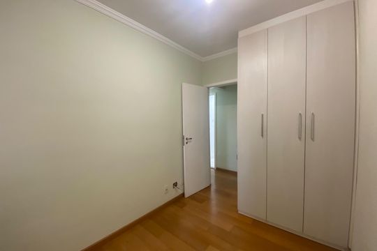 Foto 16 de apartamento à venda com 3 quartos, 85m² em Jardim Tupanci, Barueri