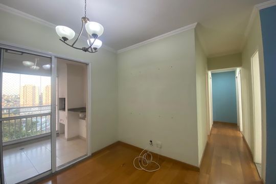 Apartamento à venda com 3 quartos, 85m² em Jardim Tupanci, Barueri