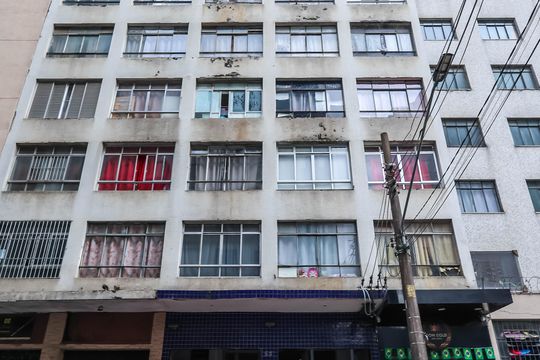 Fachada de kitnet/studio para alugar com 1 quarto, 35m² em Liberdade, São Paulo