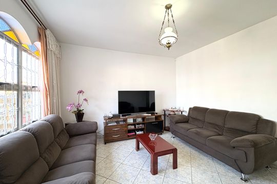 Casa à venda com 4 quartos, 280m² em Itaberaba, São Paulo