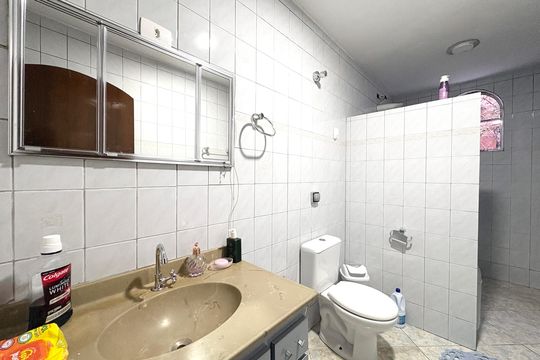 Banheiro 1 de casa à venda com 4 quartos, 280m² em Itaberaba, São Paulo