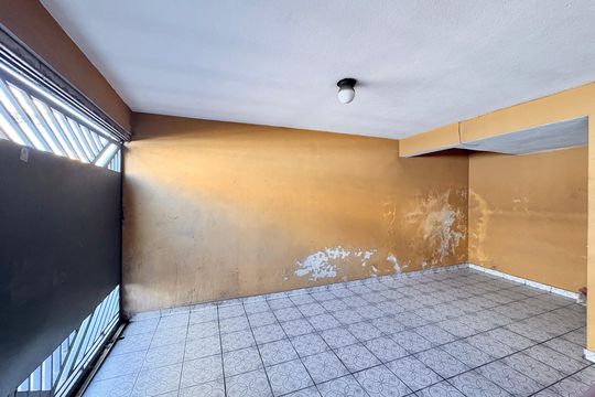 Garagem de casa à venda com 4 quartos, 280m² em Itaberaba, São Paulo