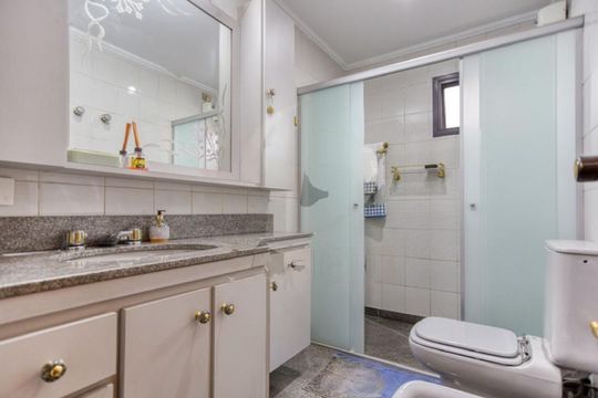 Apartamento à venda com 4 quartos, 236m² em Aclimação, São Paulo