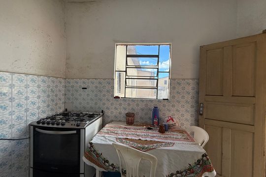 Cozinha de casa para alugar com 2 quartos, 300m² em Sagrada Família, Belo Horizonte