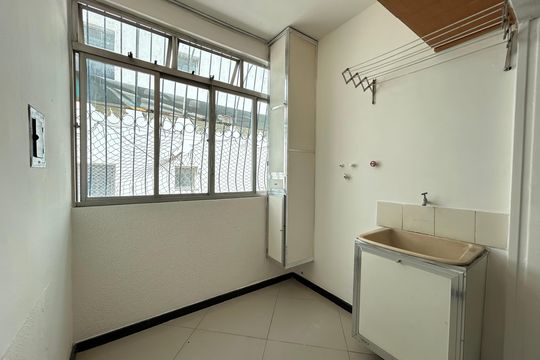 Kitnet/Studio à venda com 1 quarto, 35m² em Álvaro Camargos, Belo Horizonte