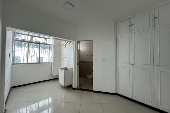Kitnet/Studio à venda com 1 quarto, 35m² em Álvaro Camargos, Belo Horizonte