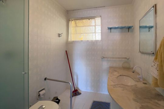 Banheiro de apartamento à venda com 3 quartos, 160m² em Cambuci, São Paulo
