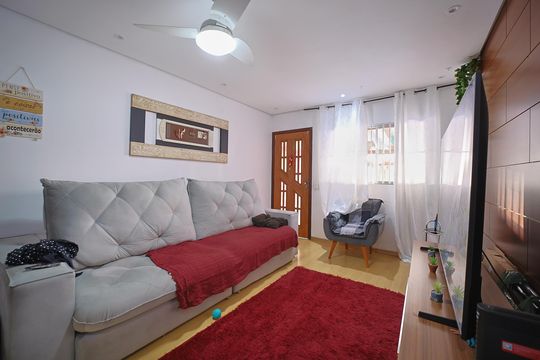 Sala de casa de condomínio à venda com 2 quartos, 100m² em Vila Paulistania, São Paulo