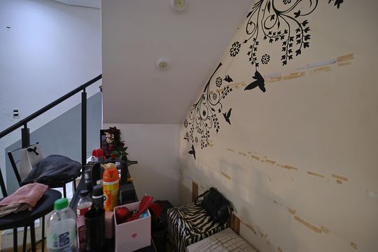 Sala de casa de condomínio à venda com 2 quartos, 100m² em Vila Paulistania, São Paulo