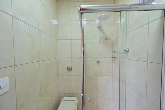 Banheiro Social de apartamento para alugar com 1 quarto, 65m² em Vila Clementino, São Paulo