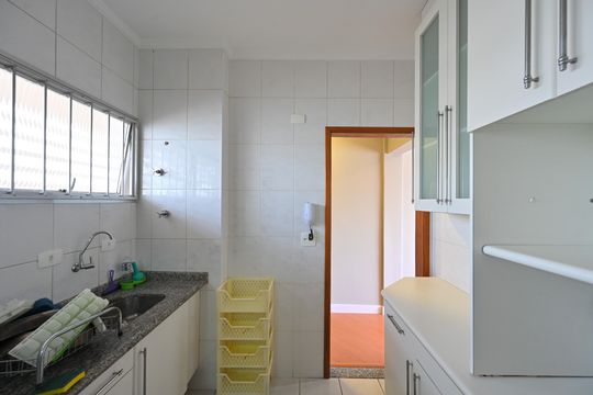 Cozinha de apartamento para alugar com 1 quarto, 65m² em Vila Clementino, São Paulo