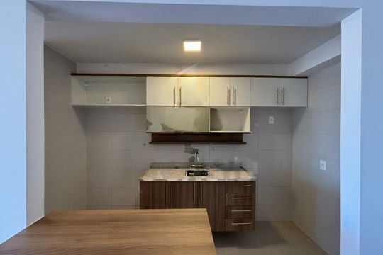 Apartamento à venda com 2 quartos, 66m² em Vila Emir, São Paulo