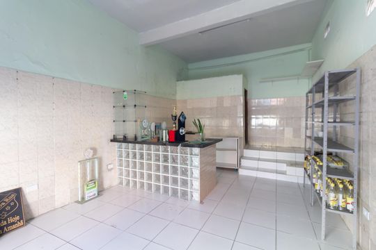 Salão de casa à venda com 1 quarto, 234m² em Lajeado, São Paulo